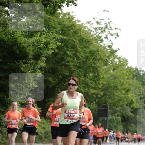 15.06.2025 - REWE Women's Run Jannik Wohlers http://msf.ph/oto/7974144 15.06.2025 10:08:50 Laufen 54, 5076, 5419, 5226 meine-sportfotos.de