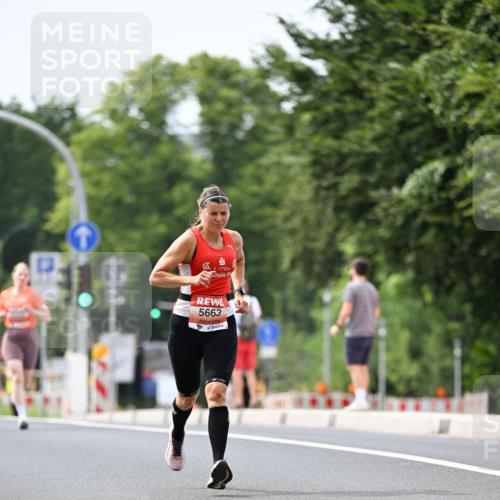 15.06.2025 - REWE Women's Run Dr. Thomas Lammeyer http://msf.ph/oto/7974151 15.06.2025 10:39:30 Laufen 5663 meine-sportfotos.de
