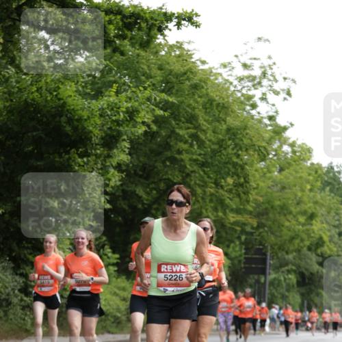 15.06.2025 - REWE Women's Run Jannik Wohlers http://msf.ph/oto/7974155 15.06.2025 10:08:50 Laufen 5419, 5070, 5226, 50 meine-sportfotos.de