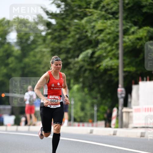 15.06.2025 - REWE Women's Run Dr. Thomas Lammeyer http://msf.ph/oto/7974177 15.06.2025 10:39:31 Laufen 5663 meine-sportfotos.de