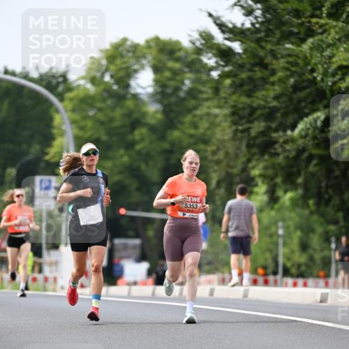 15.06.2025 - REWE Women's Run Dr. Thomas Lammeyer http://msf.ph/oto/7974235 15.06.2025 10:39:34 Laufen 5353 meine-sportfotos.de