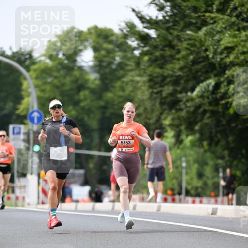 15.06.2025 - REWE Women's Run Dr. Thomas Lammeyer http://msf.ph/oto/7974241 15.06.2025 10:39:34 Laufen 5353 meine-sportfotos.de