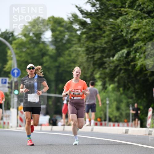 15.06.2025 - REWE Women's Run Dr. Thomas Lammeyer http://msf.ph/oto/7974246 15.06.2025 10:39:34 Laufen 5353 meine-sportfotos.de