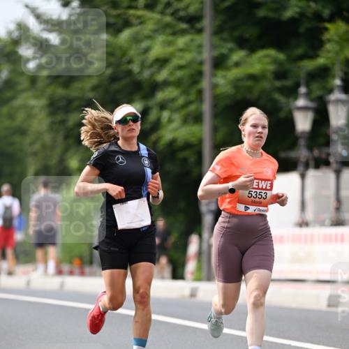 15.06.2025 - REWE Women's Run Dr. Thomas Lammeyer http://msf.ph/oto/7974304 15.06.2025 10:39:37 Laufen 5353 meine-sportfotos.de