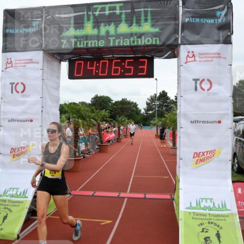 15.06.2025 - 7 Türme Triathlon Michael Strokosch http://msf.ph/oto/7974319 15.06.2025 14:06:53 Ziel 807, 832, 928 meine-sportfotos.de