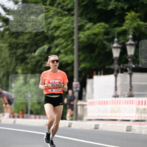 15.06.2025 - REWE Women's Run Dr. Thomas Lammeyer http://msf.ph/oto/7974344 15.06.2025 10:39:40 Laufen 5535 meine-sportfotos.de