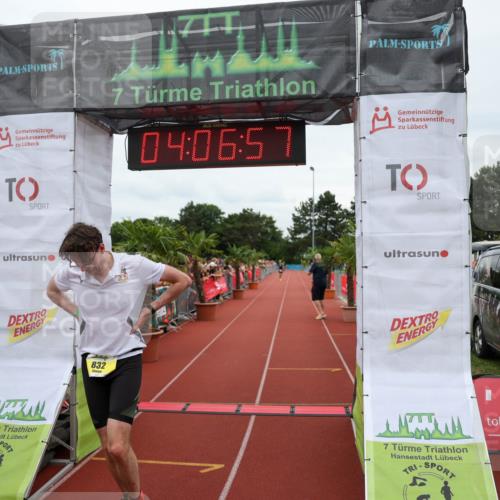 15.06.2025 - 7 Türme Triathlon Michael Strokosch http://msf.ph/oto/7974357 15.06.2025 14:06:57 Ziel 832, 928 meine-sportfotos.de