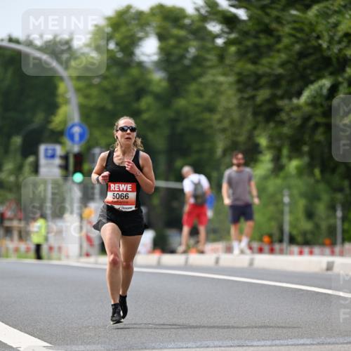 15.06.2025 - REWE Women's Run Dr. Thomas Lammeyer http://msf.ph/oto/7974426 15.06.2025 10:39:53 Laufen 5066 meine-sportfotos.de