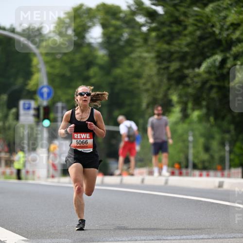 15.06.2025 - REWE Women's Run Dr. Thomas Lammeyer http://msf.ph/oto/7974432 15.06.2025 10:39:53 Laufen 5066 meine-sportfotos.de