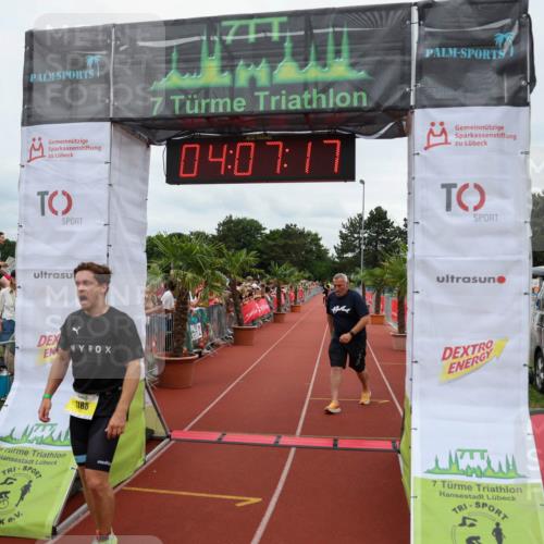 15.06.2025 - 7 Türme Triathlon Michael Strokosch http://msf.ph/oto/7974455 15.06.2025 14:07:17 Ziel 1057, 1110, 1186 meine-sportfotos.de