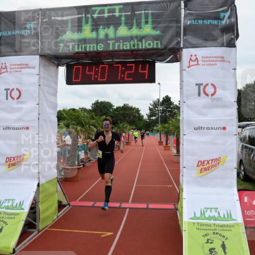 15.06.2025 - 7 Türme Triathlon Michael Strokosch http://msf.ph/oto/7974461 15.06.2025 14:07:24 Ziel 667, 1063 meine-sportfotos.de