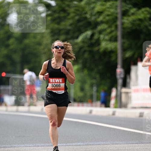 15.06.2025 - REWE Women's Run Dr. Thomas Lammeyer http://msf.ph/oto/7974473 15.06.2025 10:39:55 Laufen 5066 meine-sportfotos.de