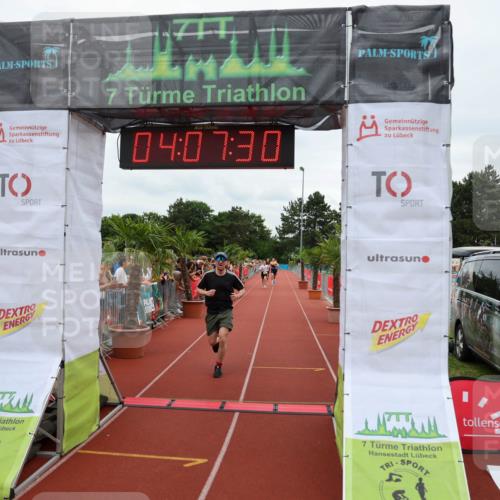15.06.2025 - 7 Türme Triathlon Michael Strokosch http://msf.ph/oto/7974493 15.06.2025 14:07:30 Ziel 667, 884, 1063 meine-sportfotos.de