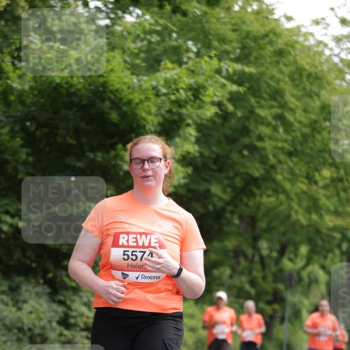 15.06.2025 - REWE Women's Run Jannik Wohlers http://msf.ph/oto/7974512 15.06.2025 10:09:15 Laufen 557, 1 meine-sportfotos.de