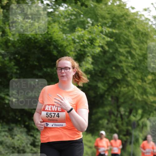 15.06.2025 - REWE Women's Run Jannik Wohlers http://msf.ph/oto/7974520 15.06.2025 10:09:15 Laufen 5574 meine-sportfotos.de