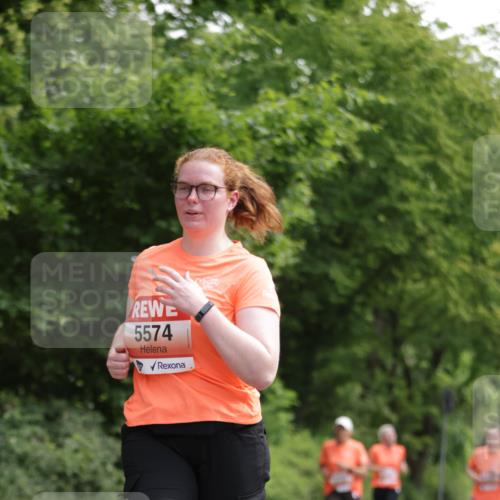 15.06.2025 - REWE Women's Run Jannik Wohlers http://msf.ph/oto/7974531 15.06.2025 10:09:15 Laufen 5574 meine-sportfotos.de