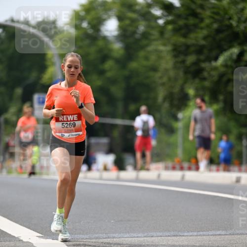 15.06.2025 - REWE Women's Run Dr. Thomas Lammeyer http://msf.ph/oto/7974538 15.06.2025 10:39:58 Laufen 5269 meine-sportfotos.de
