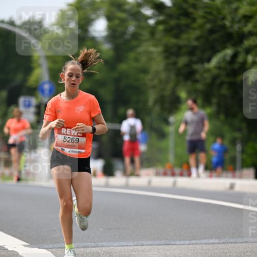 15.06.2025 - REWE Women's Run Dr. Thomas Lammeyer http://msf.ph/oto/7974547 15.06.2025 10:39:58 Laufen 5269 meine-sportfotos.de