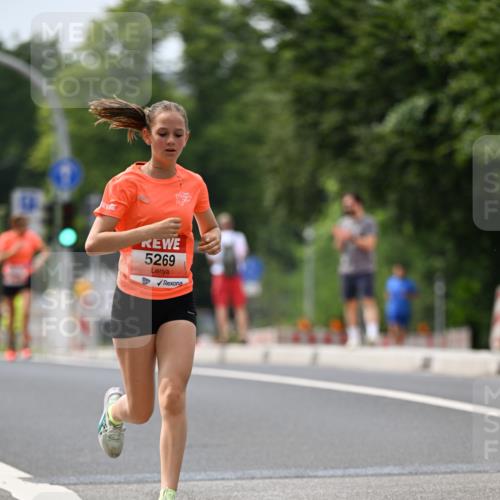 15.06.2025 - REWE Women's Run Dr. Thomas Lammeyer http://msf.ph/oto/7974554 15.06.2025 10:39:59 Laufen 5269 meine-sportfotos.de