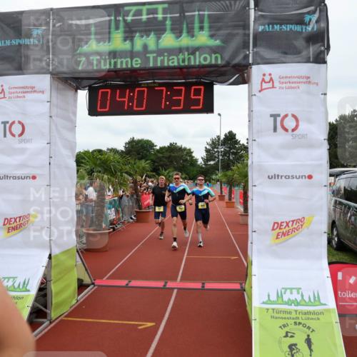 15.06.2025 - 7 Türme Triathlon Michael Strokosch http://msf.ph/oto/7974557 15.06.2025 14:07:38 Ziel 884, 927, 1054, 1055, 1091, 1197 meine-sportfotos.de