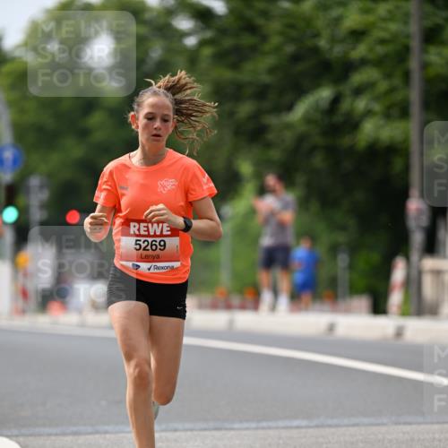 15.06.2025 - REWE Women's Run Dr. Thomas Lammeyer http://msf.ph/oto/7974568 15.06.2025 10:39:59 Laufen 5269 meine-sportfotos.de