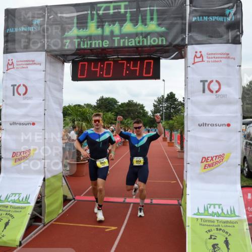 15.06.2025 - 7 Türme Triathlon Michael Strokosch http://msf.ph/oto/7974574 15.06.2025 14:07:39 Ziel 927, 1054, 1055, 1091, 1197 meine-sportfotos.de