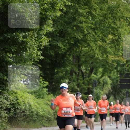 15.06.2025 - REWE Women's Run Jannik Wohlers http://msf.ph/oto/7974585 15.06.2025 10:09:26 Laufen 5202 meine-sportfotos.de