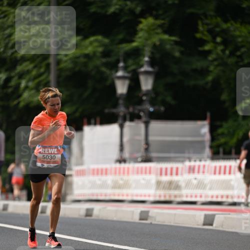 15.06.2025 - REWE Women's Run Dr. Thomas Lammeyer http://msf.ph/oto/7974616 15.06.2025 10:40:06 Laufen 5030 meine-sportfotos.de
