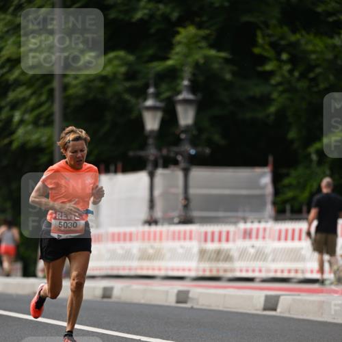 15.06.2025 - REWE Women's Run Dr. Thomas Lammeyer http://msf.ph/oto/7974620 15.06.2025 10:40:06 Laufen 5030 meine-sportfotos.de