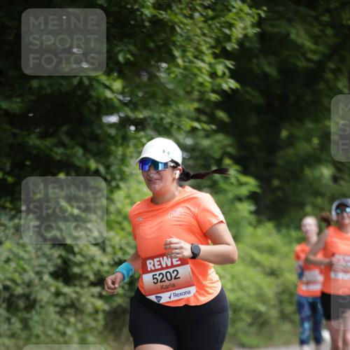 15.06.2025 - REWE Women's Run Jannik Wohlers http://msf.ph/oto/7974632 15.06.2025 10:09:28 Laufen 5202 meine-sportfotos.de