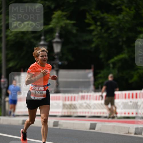 15.06.2025 - REWE Women's Run Dr. Thomas Lammeyer http://msf.ph/oto/7974634 15.06.2025 10:40:06 Laufen 5030 meine-sportfotos.de