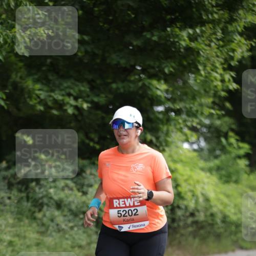 15.06.2025 - REWE Women's Run Jannik Wohlers http://msf.ph/oto/7974666 15.06.2025 10:09:28 Laufen 5202 meine-sportfotos.de