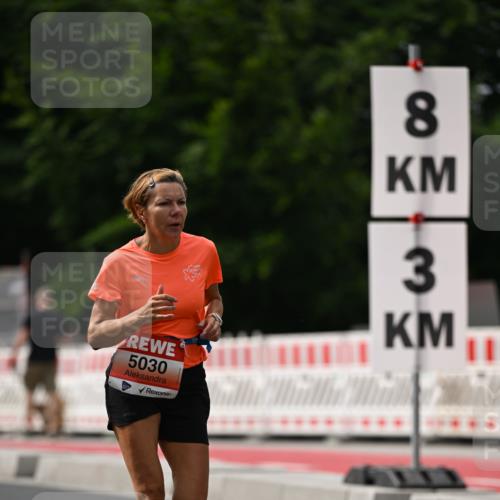 15.06.2025 - REWE Women's Run Dr. Thomas Lammeyer http://msf.ph/oto/7974677 15.06.2025 10:40:07 Laufen 5030, 8, 3 meine-sportfotos.de