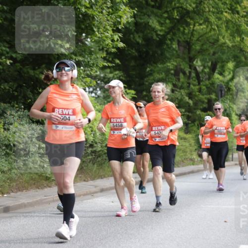 15.06.2025 - REWE Women's Run Jannik Wohlers http://msf.ph/oto/7974706 15.06.2025 10:09:32 Laufen 04, 5458, 52, 543, 5020, 5021, 5518 meine-sportfotos.de