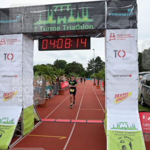 15.06.2025 - 7 Türme Triathlon Michael Strokosch http://msf.ph/oto/7974750 15.06.2025 14:08:14 Ziel 899 meine-sportfotos.de