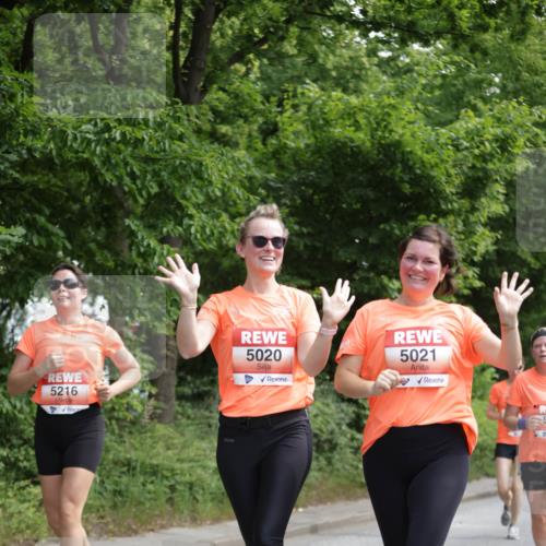 15.06.2025 - REWE Women's Run Jannik Wohlers http://msf.ph/oto/7974791 15.06.2025 10:09:38 Laufen 5216, 5020, 5021 meine-sportfotos.de