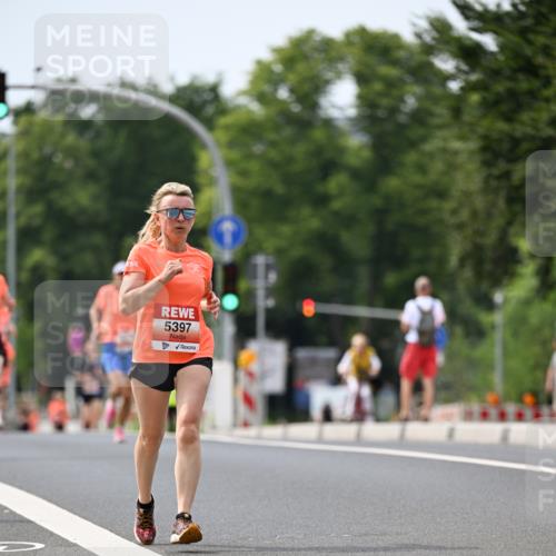 15.06.2025 - REWE Women's Run Dr. Thomas Lammeyer http://msf.ph/oto/7974796 15.06.2025 10:40:15 Laufen 5397 meine-sportfotos.de