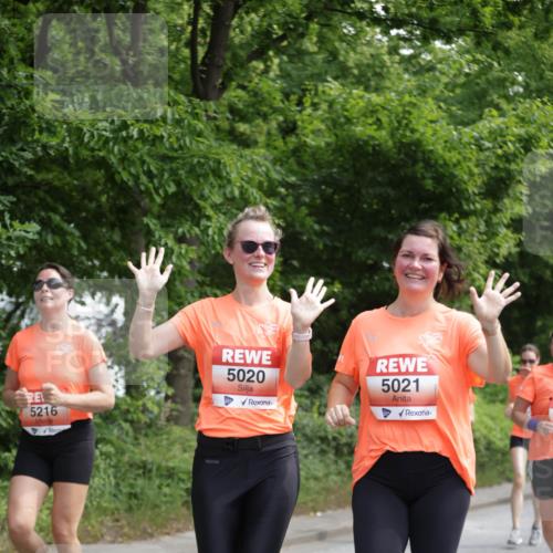 15.06.2025 - REWE Women's Run Jannik Wohlers http://msf.ph/oto/7974801 15.06.2025 10:09:39 Laufen 5216, 5020, 5021 meine-sportfotos.de