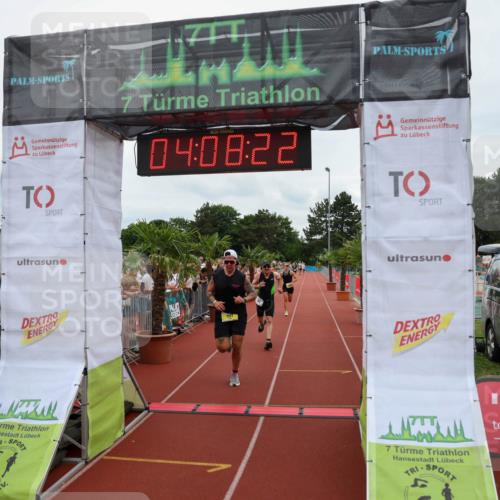 15.06.2025 - 7 Türme Triathlon Michael Strokosch http://msf.ph/oto/7974802 15.06.2025 14:08:21 Ziel 194, 899, 1127, 1138 meine-sportfotos.de