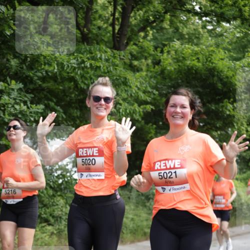 15.06.2025 - REWE Women's Run Jannik Wohlers http://msf.ph/oto/7974823 15.06.2025 10:09:39 Laufen 5216, 5020, 5021 meine-sportfotos.de