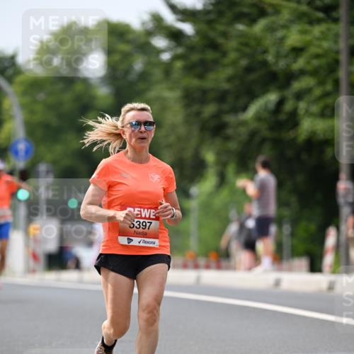 15.06.2025 - REWE Women's Run Dr. Thomas Lammeyer http://msf.ph/oto/7974845 15.06.2025 10:40:16 Laufen 397 meine-sportfotos.de