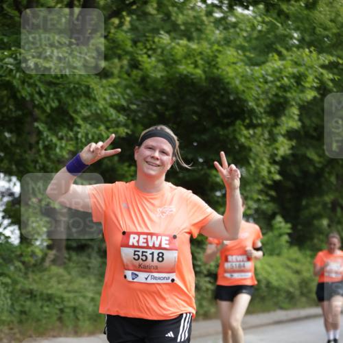 15.06.2025 - REWE Women's Run Jannik Wohlers http://msf.ph/oto/7974864 15.06.2025 10:09:40 Laufen 5518, 15184 meine-sportfotos.de