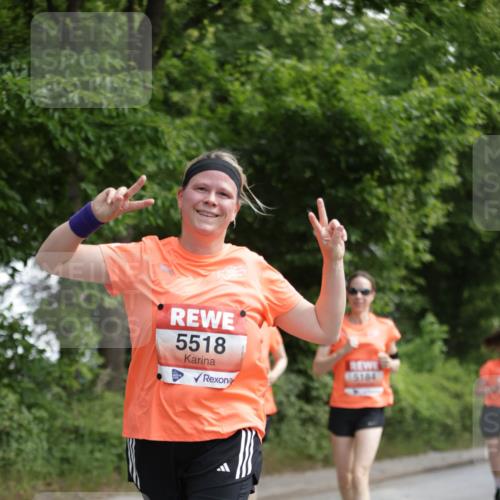 15.06.2025 - REWE Women's Run Jannik Wohlers http://msf.ph/oto/7974875 15.06.2025 10:09:41 Laufen 5518, 5184 meine-sportfotos.de