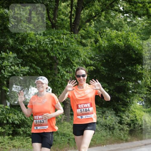15.06.2025 - REWE Women's Run Jannik Wohlers http://msf.ph/oto/7974919 15.06.2025 10:09:42 Laufen 5183, 5184 meine-sportfotos.de