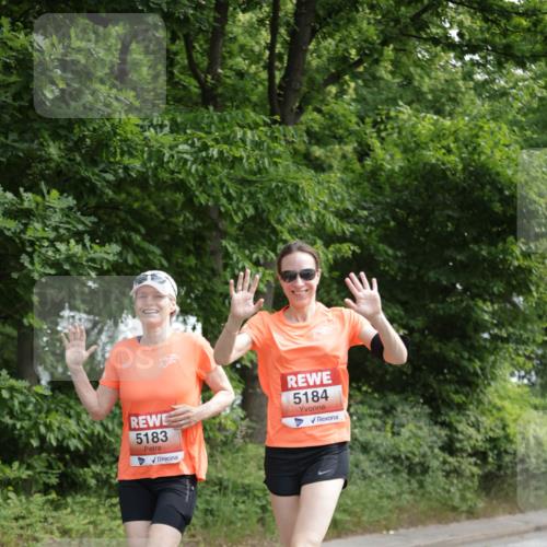 15.06.2025 - REWE Women's Run Jannik Wohlers http://msf.ph/oto/7974925 15.06.2025 10:09:42 Laufen 5183, 5184 meine-sportfotos.de
