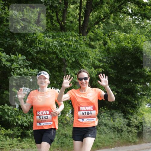 15.06.2025 - REWE Women's Run Jannik Wohlers http://msf.ph/oto/7974930 15.06.2025 10:09:42 Laufen 5183, 5184 meine-sportfotos.de