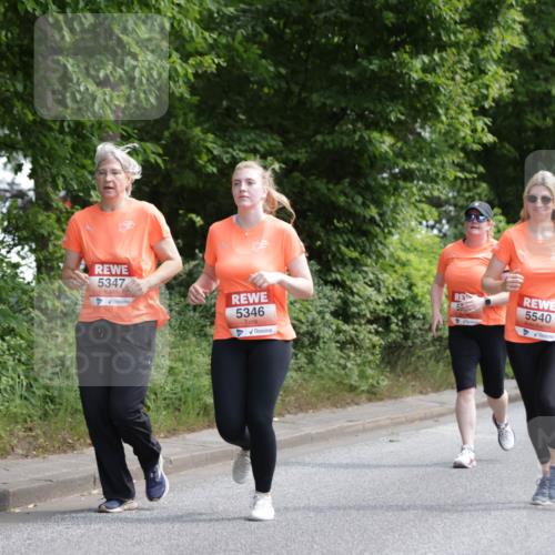 15.06.2025 - REWE Women's Run Jannik Wohlers http://msf.ph/oto/7974993 15.06.2025 10:09:50 Laufen 5347, 5346, 5540 meine-sportfotos.de