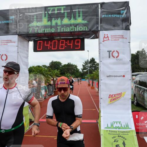 15.06.2025 - 7 Türme Triathlon Michael Strokosch http://msf.ph/oto/7975009 15.06.2025 14:08:49 Ziel 375, 583, 627, 889, 895 meine-sportfotos.de