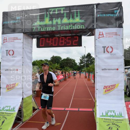 15.06.2025 - 7 Türme Triathlon Michael Strokosch http://msf.ph/oto/7975047 15.06.2025 14:08:52 Ziel 583, 627, 889 meine-sportfotos.de