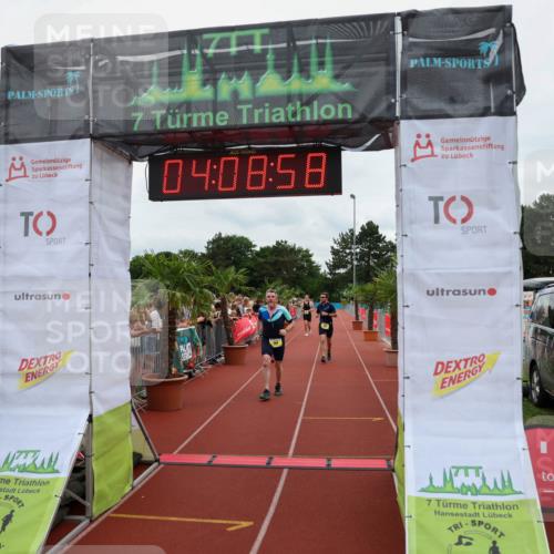 15.06.2025 - 7 Türme Triathlon Michael Strokosch http://msf.ph/oto/7975061 15.06.2025 14:08:58 Ziel 583, 717, 860, 953 meine-sportfotos.de